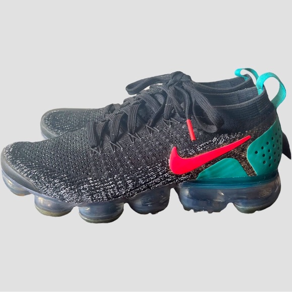 COPY - Nike Air Max Vapormax Fly Knit Sneakers - Picture 4 of 6